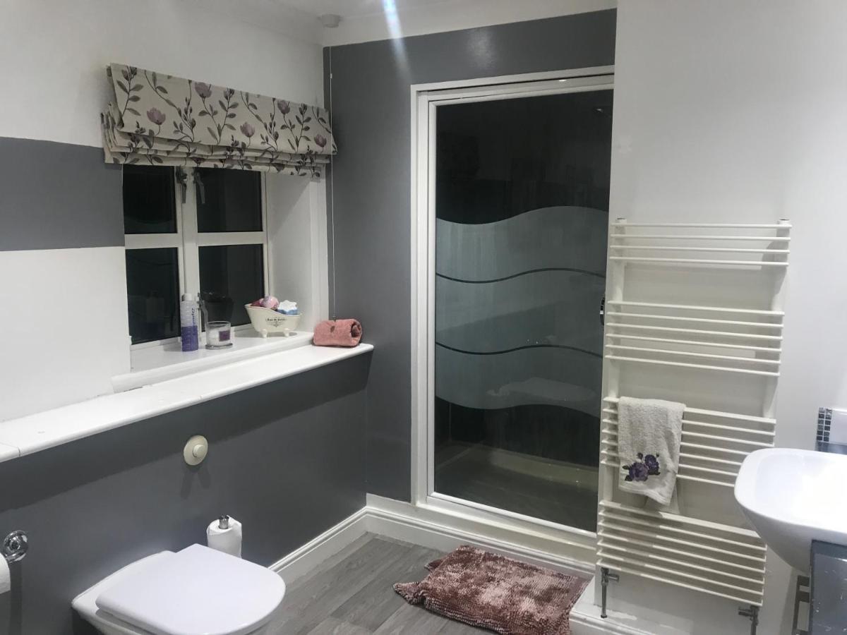 The Master Suite, Enjoy The Countryside In Style Ashover ภายนอก รูปภาพ